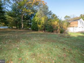4145 Thistlewood Road, Hatboro PA 19040