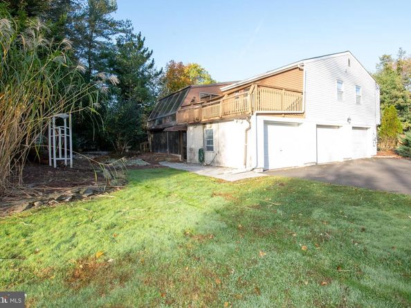 4145 Thistlewood Road, Hatboro PA 19040