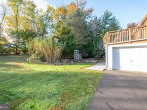4145 Thistlewood Road, Hatboro PA 19040