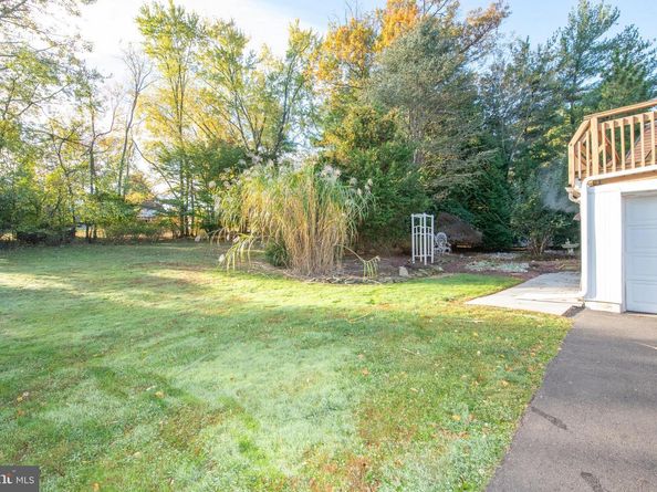 4145 Thistlewood Road, Hatboro PA 19040