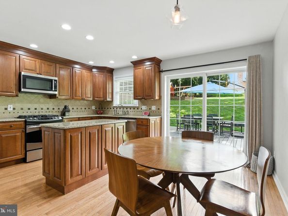 481 Red Coat Lane, Wayne PA 19087