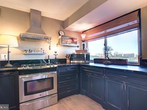 2500 N Van Dorn Street 801, Alexandria VA 22302