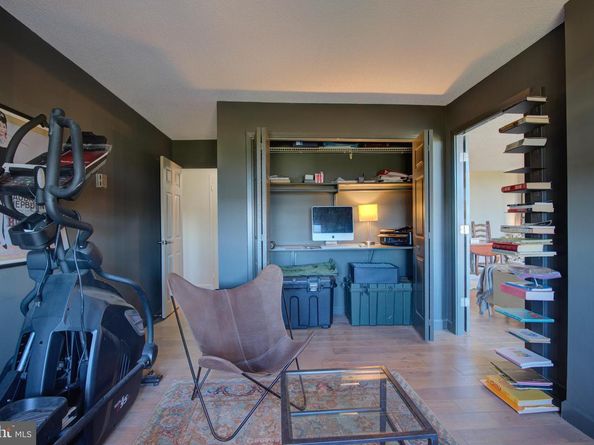 2500 N Van Dorn Street 801, Alexandria VA 22302