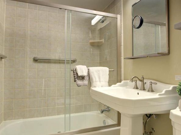 2500 N Van Dorn Street 801, Alexandria VA 22302