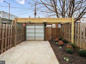 325 14TH Place NE, Washington DC 20002