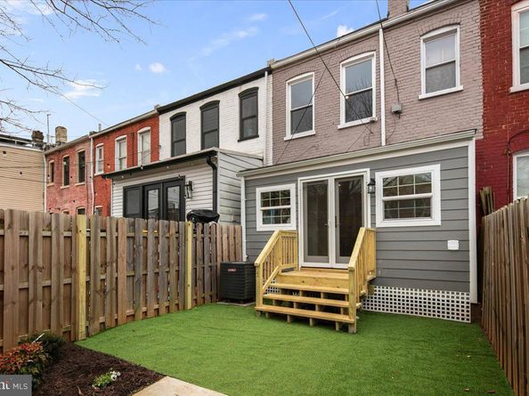 325 14TH Place NE, Washington DC 20002