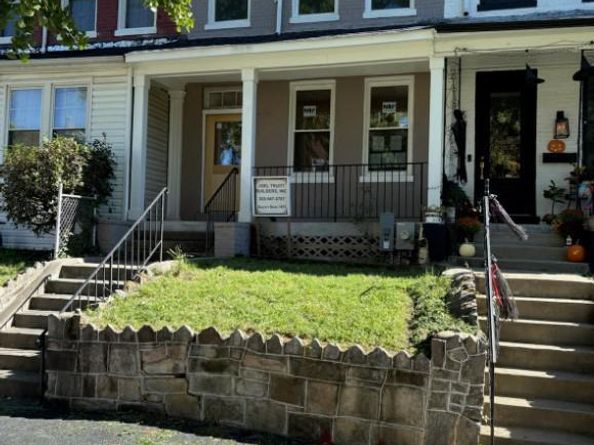 325 14TH Place NE, Washington DC 20002