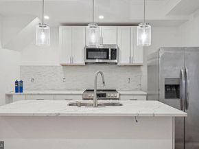 325 14TH Place NE, Washington DC 20002