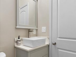 325 14TH Place NE, Washington DC 20002