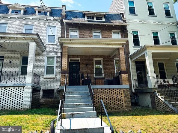 712 Varnum Street NW, Washington DC 20011