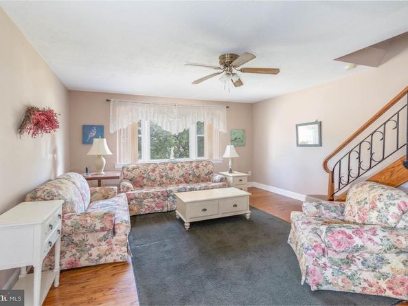 1200 Stanwood Street, Philadelphia PA 19111
