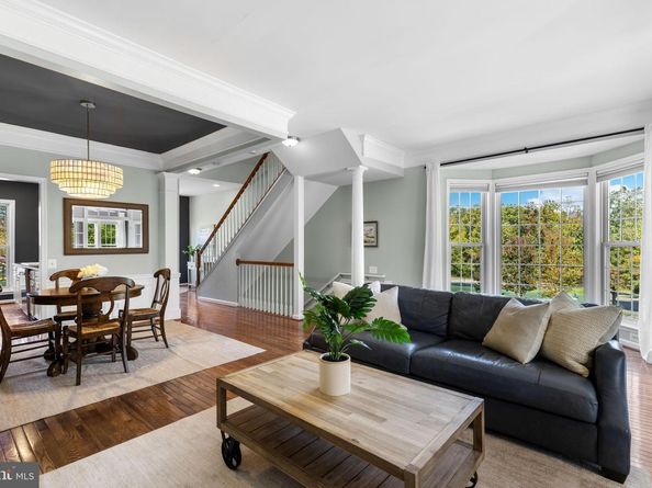 6311 Burgundy Leaf Lane, Alexandria VA 22312