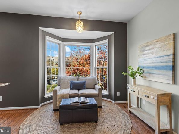 6311 Burgundy Leaf Lane, Alexandria VA 22312
