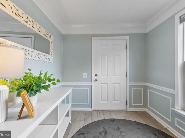 6311 Burgundy Leaf Lane, Alexandria VA 22312