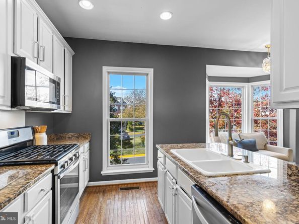 6311 Burgundy Leaf Lane, Alexandria VA 22312