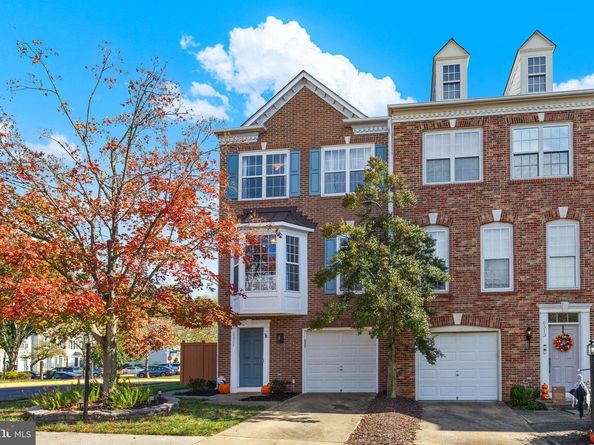6311 Burgundy Leaf Lane, Alexandria VA 22312