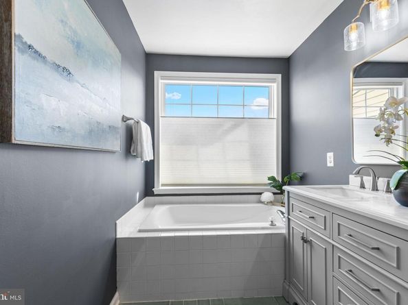 6311 Burgundy Leaf Lane, Alexandria VA 22312