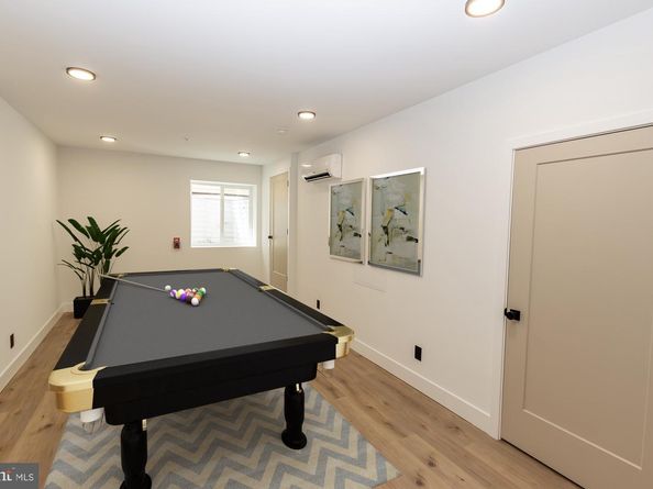 2207 N 4TH Street, Philadelphia PA 19133
