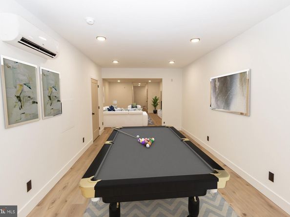 2207 N 4TH Street, Philadelphia PA 19133