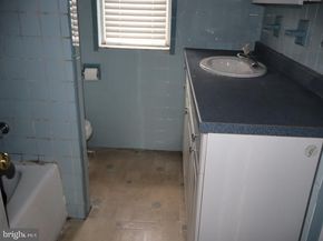 120 N Diamond Street, Clifton Heights PA 19018