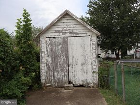 120 N Diamond Street, Clifton Heights PA 19018