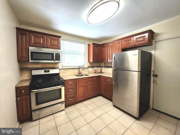 6217 N Bouvier Street, Philadelphia PA 19141