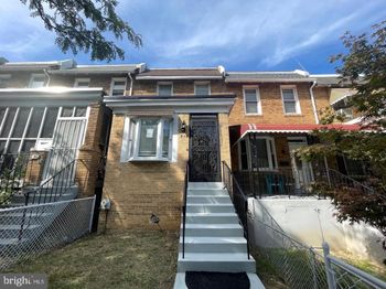 218 Bryant Street NE