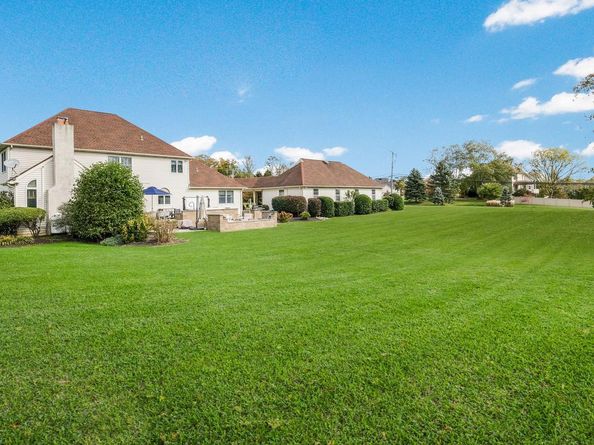 6 Breckenridge Drive, Ivyland PA 18974