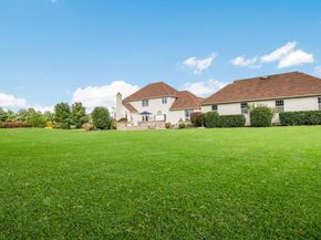 6 Breckenridge Drive, Ivyland PA 18974