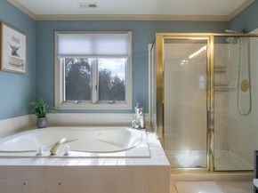 6 Breckenridge Drive, Ivyland PA 18974