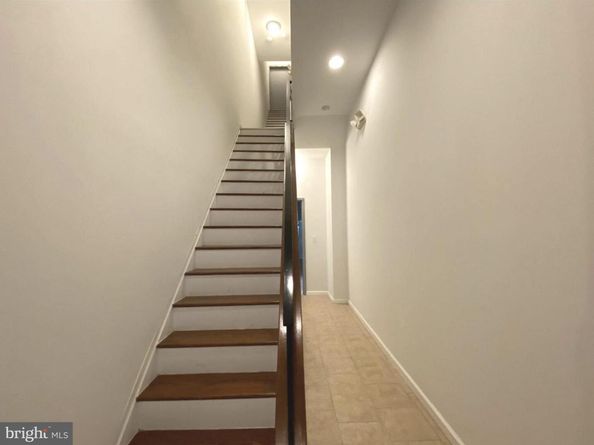 1913 W Diamond Street, Philadelphia PA 19121