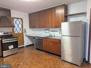 1545 W Passyunk Avenue, Philadelphia PA 19145