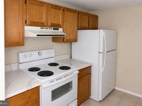 1072 Norwood Court, Sterling VA 20164