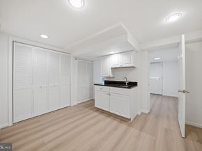 1951 39TH Street NW, Washington DC 20007