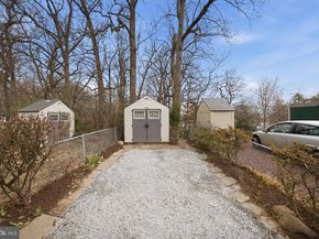 1951 39TH Street NW, Washington DC 20007