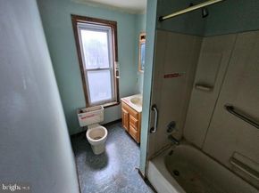 30 E Wister Street, Philadelphia PA 19144