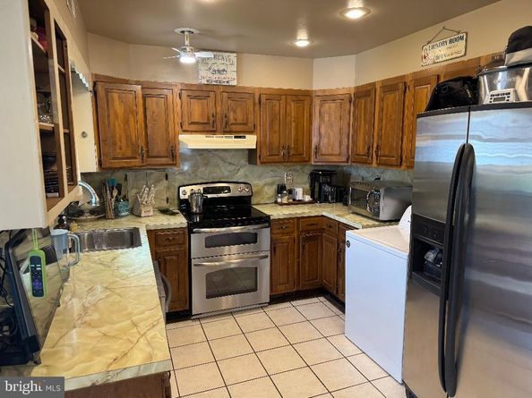 46 Trail Road, Levittown PA 19056