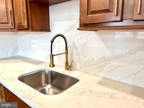 3318 Gurley Road, Philadelphia PA 19154