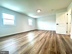 3318 Gurley Road, Philadelphia PA 19154