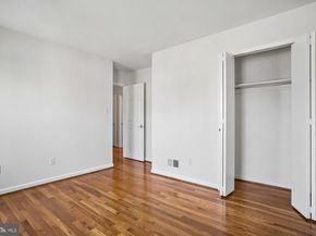 2126 Docket Lane, Vienna VA 22181