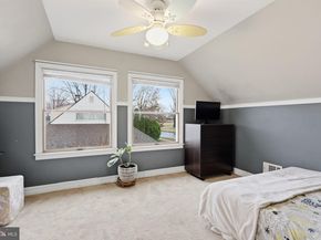 9 Harmony Road, Levittown PA 19056