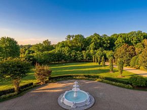 1521 Hunter Mill Road, Vienna VA 22182