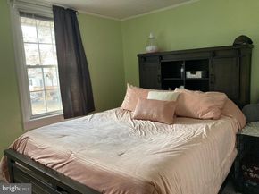 213 Green Lane Terrace, Hatboro PA 19040