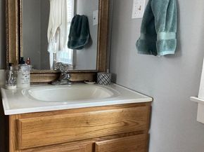 213 Green Lane Terrace, Hatboro PA 19040