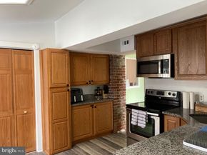 213 Green Lane Terrace, Hatboro PA 19040