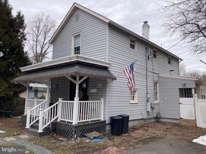 213 Green Lane Terrace, Hatboro PA 19040