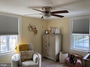 213 Green Lane Terrace, Hatboro PA 19040