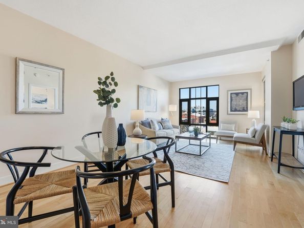 910 M Street NW 516, Washington DC 20001