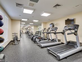 910 M Street NW 516, Washington DC 20001