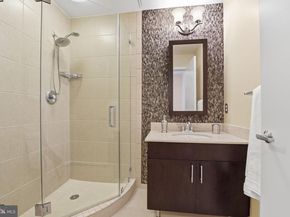 910 M Street NW 516, Washington DC 20001